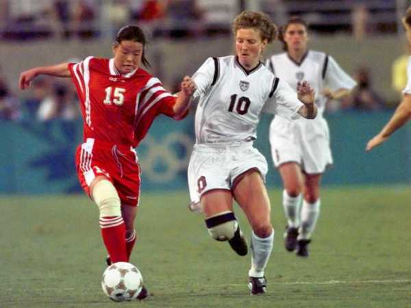 Anne Akers là nhân tố chủ chốt trong các chức vô địch World Cup nữ 1991 và 1999 lịch sử của Hoa Kỳ